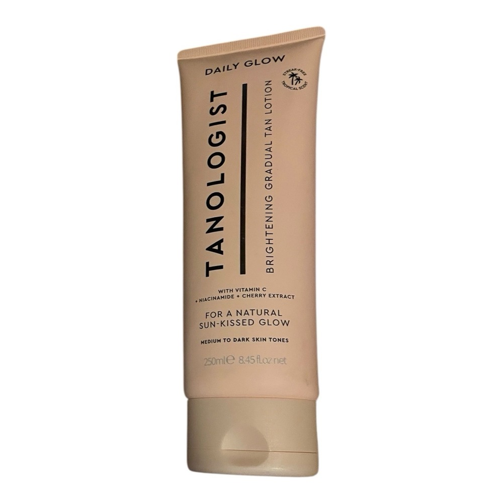 Two New Tanologist Brightening Gradual Tan Lotion Medium to Dark Tones 8.45oz - Picture 3 of 4